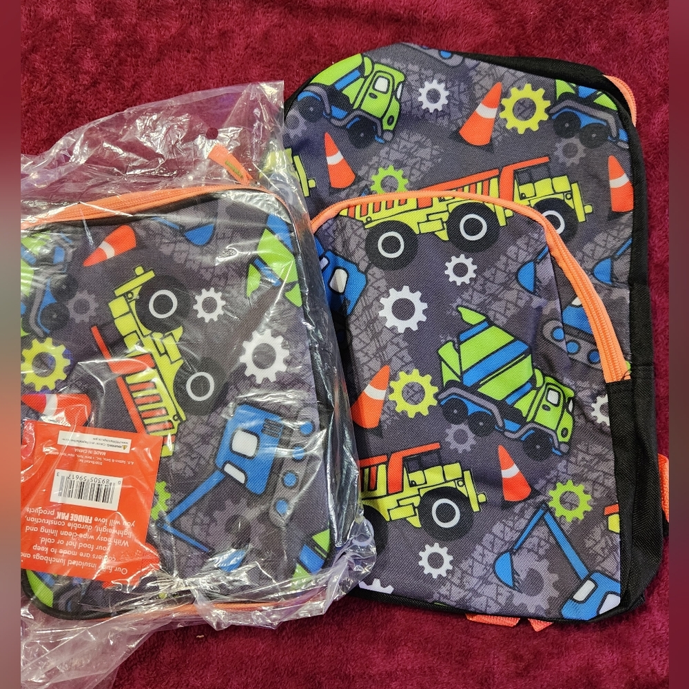 Nwt Kids' Construction Theme Bag And Lunch Box Set